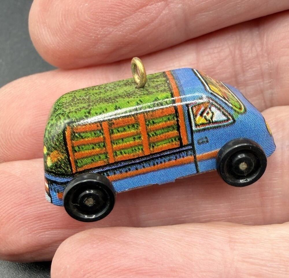 Hallmark Mini Ornament 1996 On The Road 4th in Series Pressed Tin No Box LO22